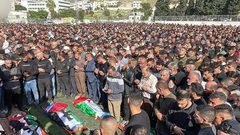 جماهير غفيرة تشيع جثامين الشهداء الستة في مخيم الفارعة