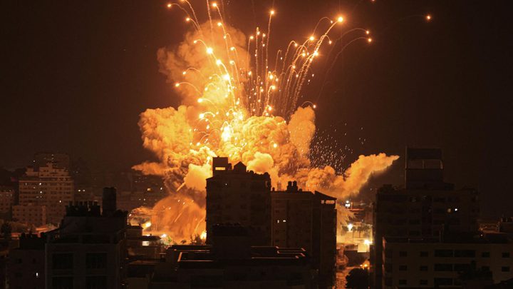 17 شهيدا على الأقل في غارات إسرائيلية وسط قطاع غزة