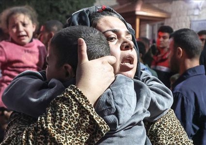 الصحة في غزة : الإحتلال يقصف مراكز الإيواء بالقنابل