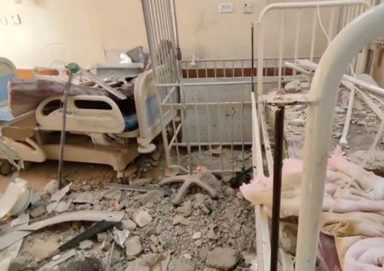 "صحة غزة": جيش الاحتلال يحاصر ويستهدف مستشفى كمال عدوان شمال القطاع