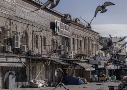 إلتزام التجار والمواطنين بالإضراب الشامل في فلسطين تزامنا مع الحراك العالمي والإضراب العالمي تنديدا بمجازر الاحتلال واستمرار العدوان على قطاع غزة