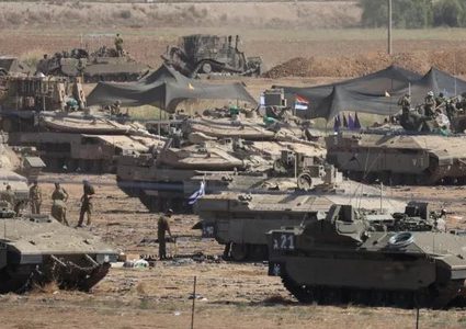 إسرائيل تعترف بمزيد من الخسائر وتضطر لإمداد جنودها جوا في خان يونس