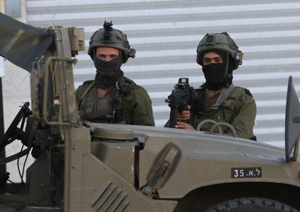 إصابة شاب برصاص الاحتلال خلال مواجهات في عبوين شمال غرب رام الله