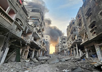 تواصل انقطاع كافة خدمات الاتصالات والإنترنت وسط وجنوب قطاع غزة بسبب قصف الاحتلال