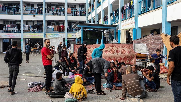5 شهداء في قصف اسرائيلي على مدرسة للنازحين في غزة