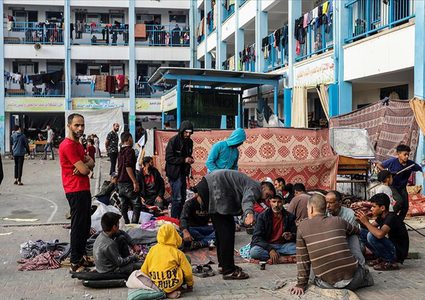 5 شهداء في قصف اسرائيلي على مدرسة للنازحين في غزة