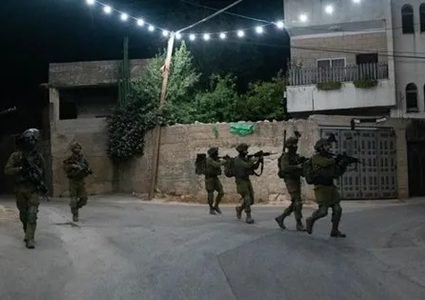 قوات الإحتلال تقتحم مدينة طوباس