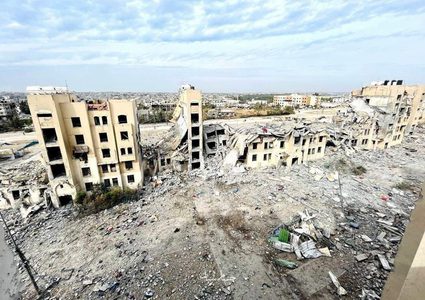 في اليوم الـ74 من العدوان: عشرات الشهداء والجرحى بينهم صحفي في سلسلة غارات عنيفة