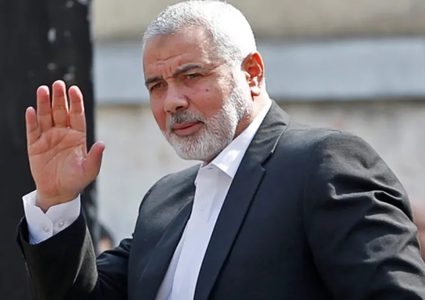 هنية يصل القاهرة لإجراء مباحثات حول تطورات العدوان وصفقة تبادل أسرى