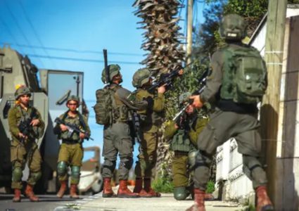 الاحتلال يستهدف طلبة مدرسة جالود جنوب نابلس