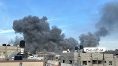 مشاهد من الغارات العنيفة المتواصلة التي تستهدف منطقة جباليا البلد شمال القطاع