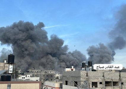 مشاهد من الغارات العنيفة المتواصلة التي تستهدف منطقة جباليا البلد شمال القطاع