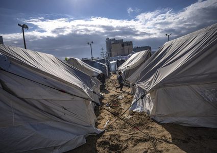 الاحتلال يجبر المواطنين على النزوح قسرا عن 20% من مساحة خان يونس