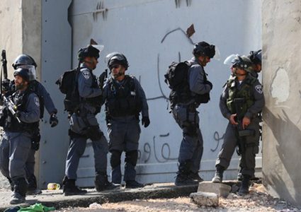 الإحتلال يقتحم مخيم شعفاط