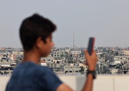 عودة تدريجية للإتصالات والإنترنت في قطاع غزة