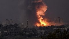 استشهاد ما لا يقل عن 18 مواطنا في قصف منزل بالنصيرات