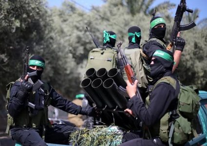 "حماس": معارك عنيفة في منطقة حجر الديك شرق المنطقة الوسطى بغزة