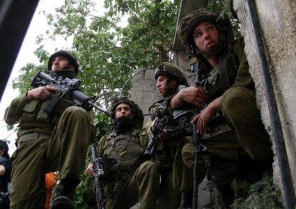 الاحتلال يعتقل مواطنا من برطعة ويقتحم الجلمة وعرانة