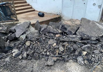 جانب من الدمار الذي أحدثته قوات الاحتلال خلال اقتحامها مخيم نور شمس فجر اليوم