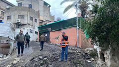 جانب من الدمار الذي أحدثته قوات الاحتلال خلال اقتحامها مخيم نور شمس فجر اليوم