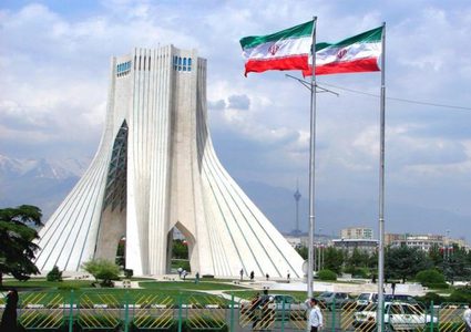 طهران: الاحتلال سيدفع ثمناً باهظاً نتيجة اغتياله العميد موسوي في دمشق