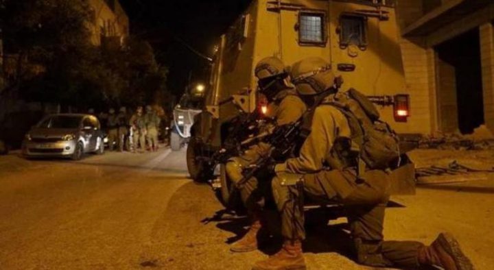 الاحتلال يقتحم مدينة طولكرم من محورها الغربي
