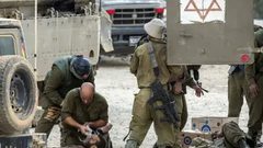 إعلام إسرائيلي: نقل جنود من جيش الاحتلال أصيبوا بمعارك غزة إلى مستشفيات القدس