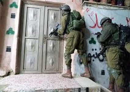 الاحتلال يداهم منازل المواطنين قي يطا