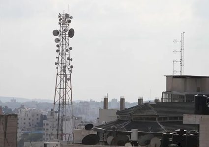 "الاتصالات" تعلن الانقطاع الكامل لخدمات الاتصالات الثابتة والإنترت عن قطاع غزة