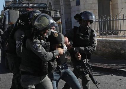 الاحتلال يعتقل 15 مواطنا بينهم فتاتان وصحفي في بيت لحم