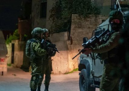 قوات الاحتلال تقتحم بلدات علار وقفين وعتيل شمال طولكرم