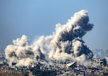 شهداء وجرحى في قصف إسرائيلي على النصيرات وخان يونس