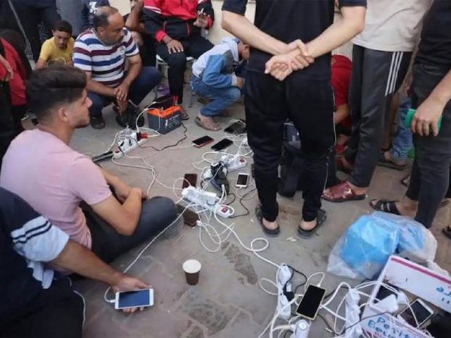 عودة تدريجية للاتصالات وسط قطاع غزة وجنوبها