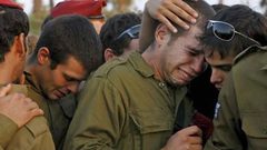 جندي عائد من غزة استيقظ من كابوس وأطلق النار على رفاقه