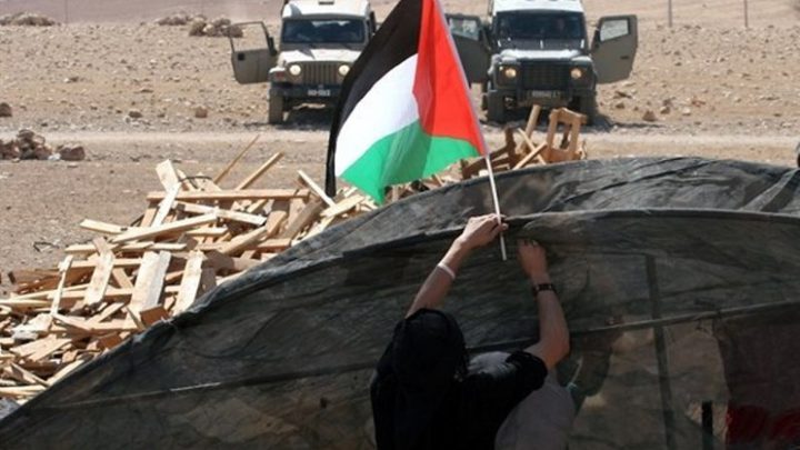 الاحتلال يداهم عدة منازل في خربة حمصة في الأغوار الشمالية