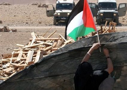 الاحتلال يداهم عدة منازل في خربة حمصة في الأغوار الشمالية