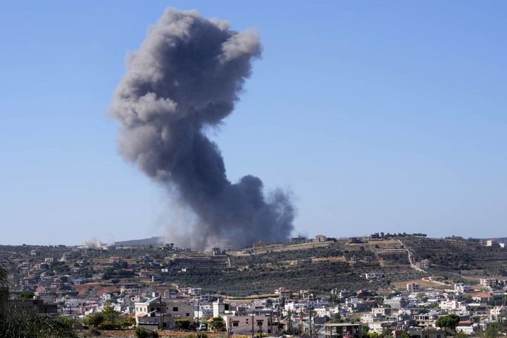 قصف سيارة بجنوب لبنان.. تجدد الاشتبكات بين حزب الله وإسرائيل