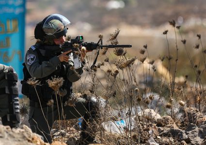 إصابة شاب برصاص الاحتلال جنوب الخليل