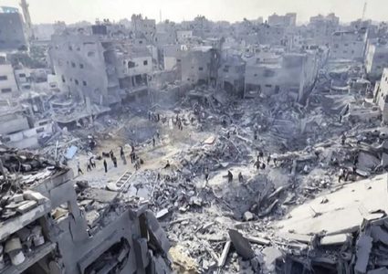 أبو غوش: الحرب على غزة ترتبط بالضغط الأمريكي والمفاوضات الجارية