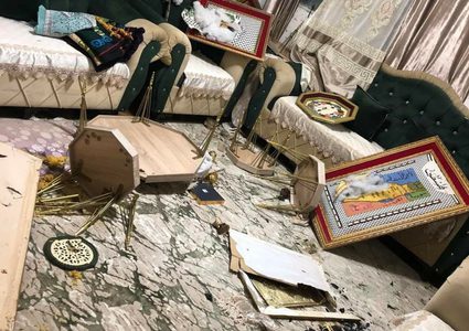 الاحتلال يعيث خرابًا بمنازل اقتحمها في مخيم الفوار جنوب الخليل