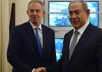 توني بلير: لم يتم نقاش تهجير الفلسطينيين ولن يفكر بذلك