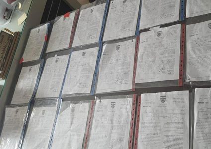 بلدية الاحتلال في القدس تفرض غرامات مالية على تجار في عناتا