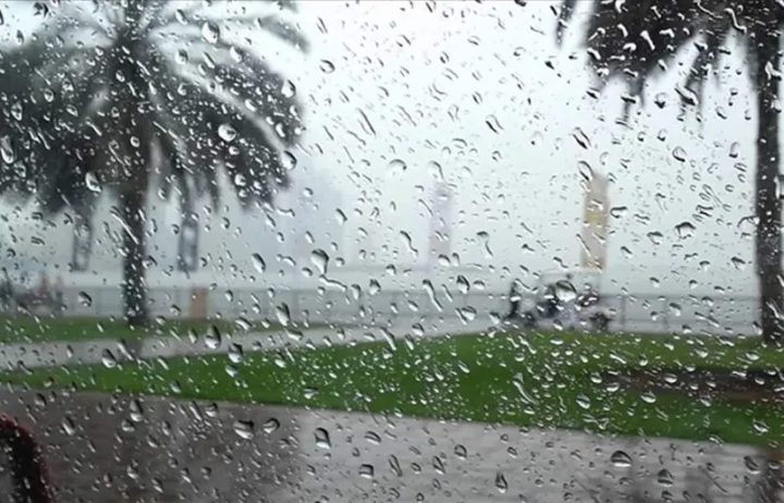 حالة الطقس: انخفاض طفيف على درجات الحرارة وأمطار متفرقة