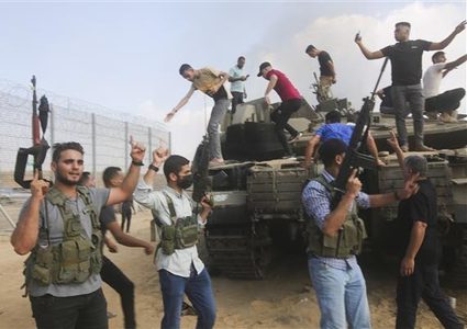 الجيش الاسرائيلي يعلن ارتفاع عدد أسراه في غزة