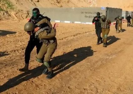 جيش الاحتلال: 3 مفقودين تبين أنّهم رهائن في غزّة