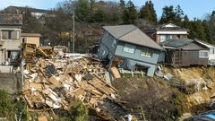 ارتفاع حصيلة زلزال اليابان إلى 92 قتيلاً و242 مفقوداً