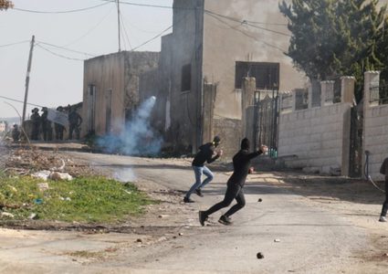 اندلاع مواجهات مع الاحتلال في بلدة كفر قدوم شرق قلقيلية