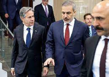 بلينكن يدعو لإنهاء الأزمة في غزة ويبحث مع تركيا السلام الإقليمي