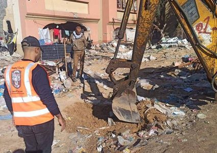 غزة: إزالة الركام والكشف عن محابس المياه في مناطق متفرقة من المدينة