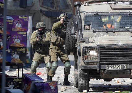 إصابتان بالرصاص خلال مواجهات مع قوات الاحتلال في بلدة عبوين